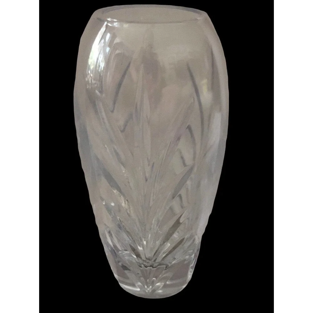 Lead Crystal Floral Vase - Miller Rogaska Covington by Reed & Barton 7